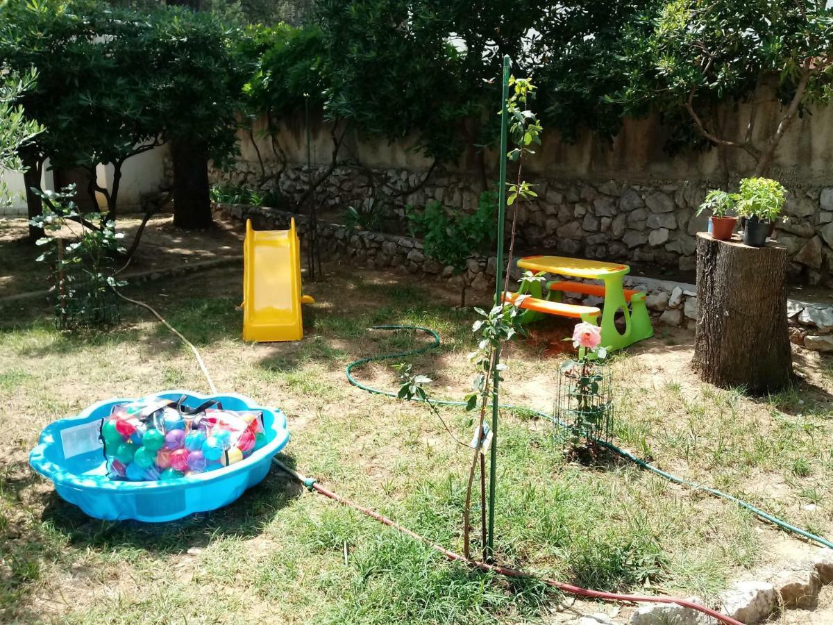 Apartmani Mw, Crveni Apartman Baška Exterior foto